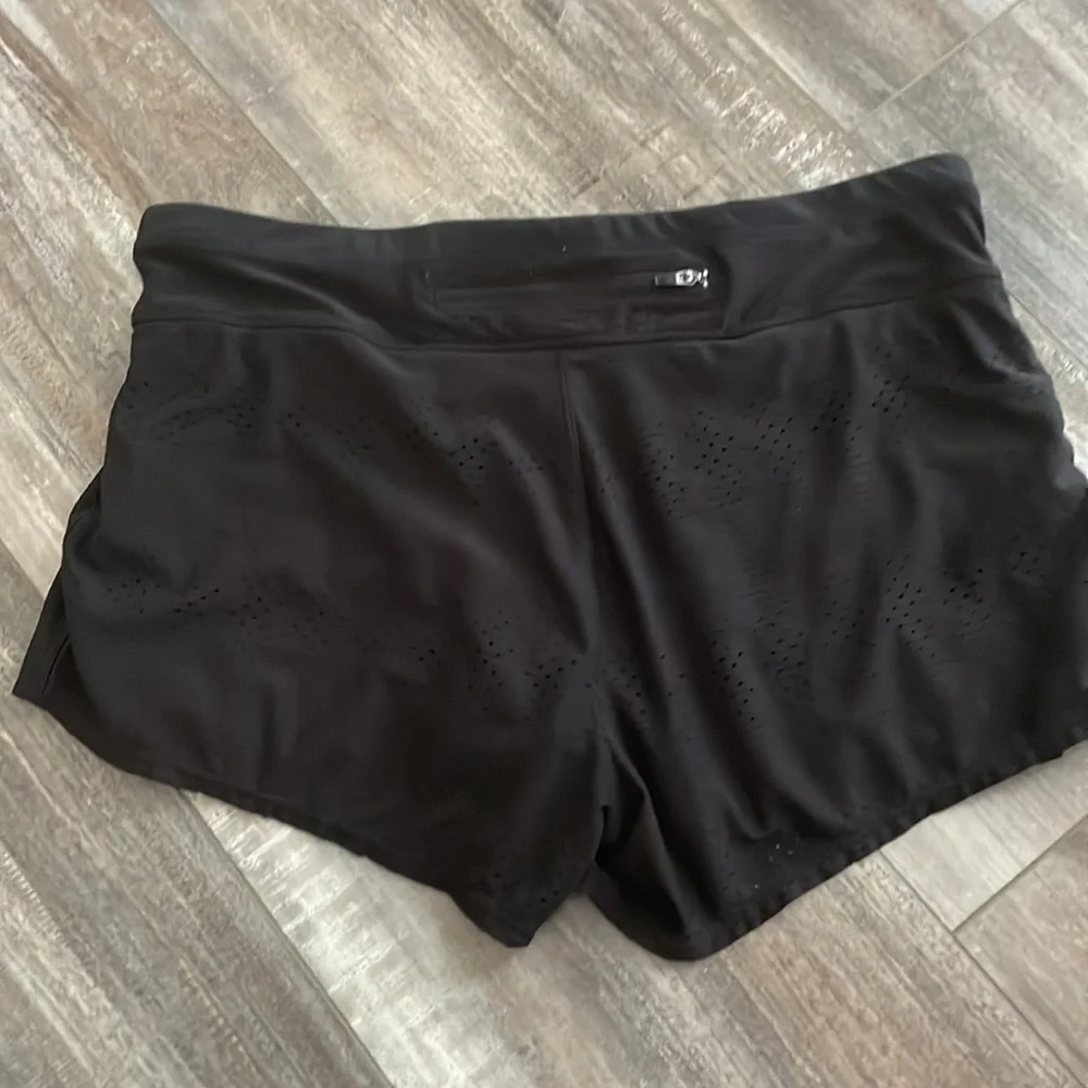 Athleta Black Laser Cut Running Lined Athletic Shorts large
